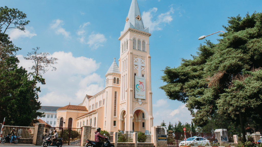 Where to Get Your Vietnam E-Visa While in Thailand