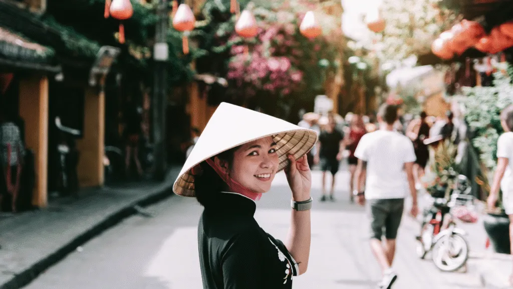 Vietnam E-Visa VS VOA (2025): Which Is The Fastest Way to Get Vietnam Visa